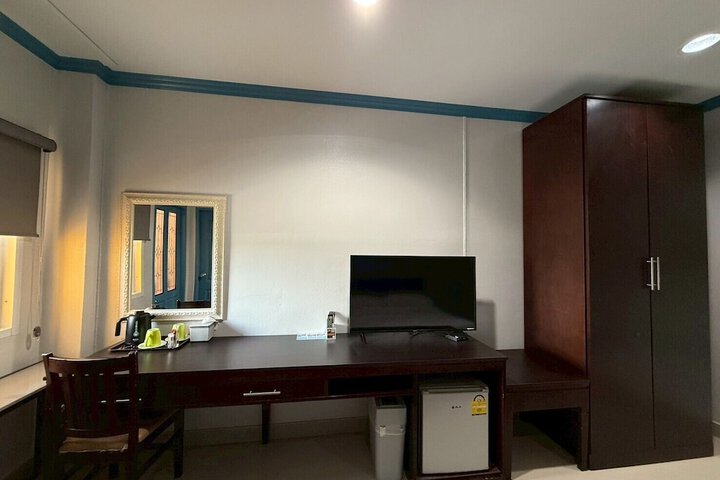 Room 20 of 34