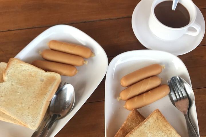 Breakfast/Coffee Service 31 of 52