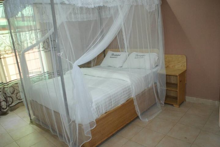 Room 2 of 12