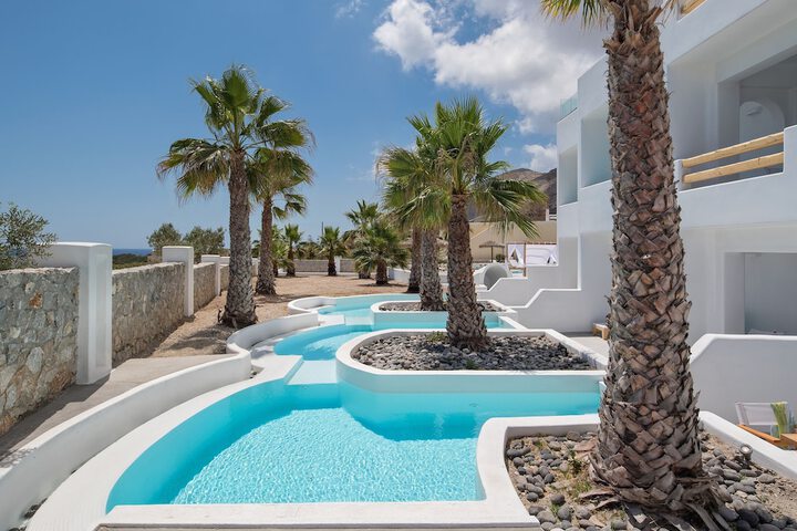 Pool 42 of 72