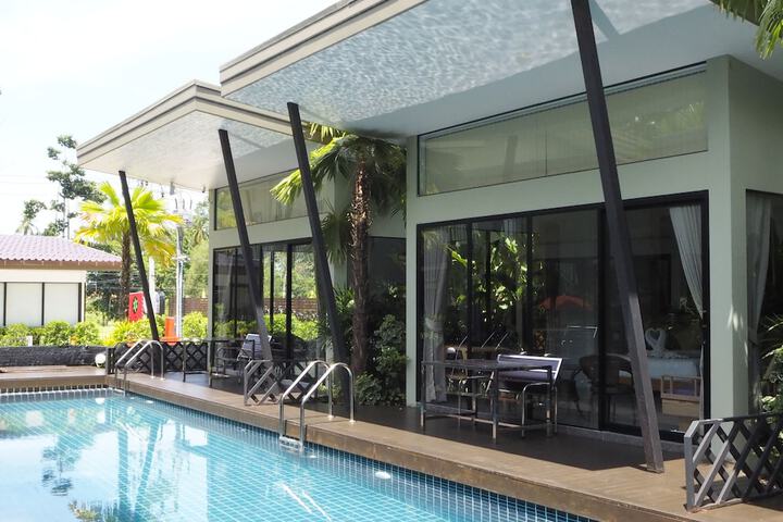 Pool 26 of 44