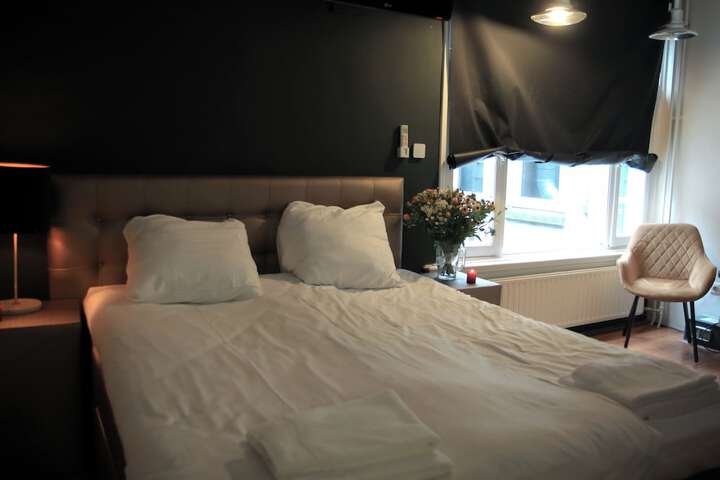 Room 43 of 132