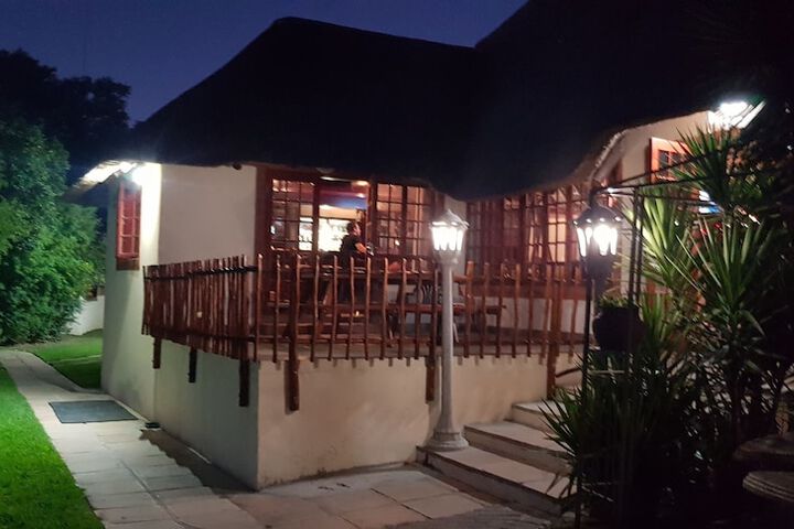 Hotel Exterior 23 of 28