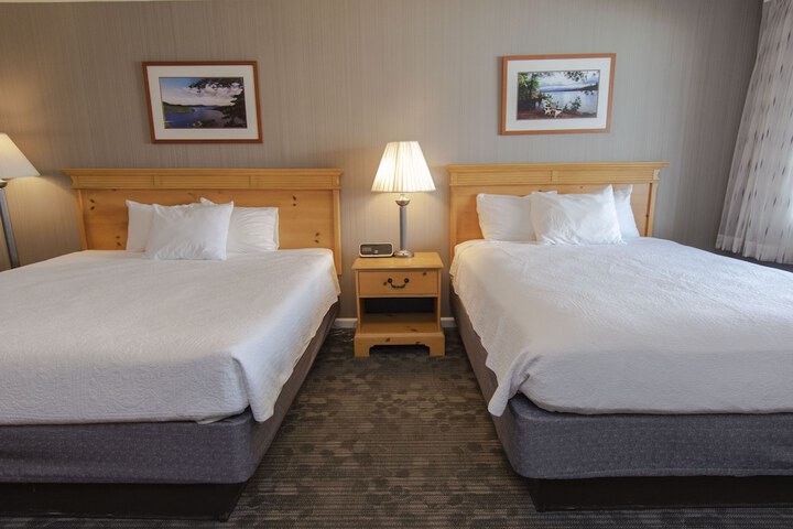 Room 4 of 51
