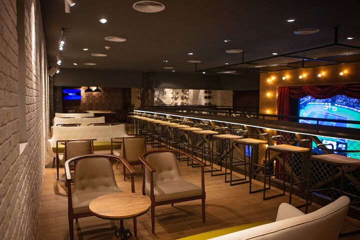 Lounge 234 of 322