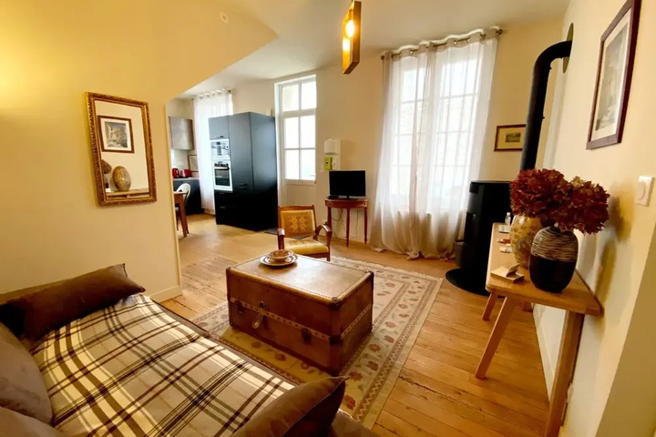 Room 3 of 15