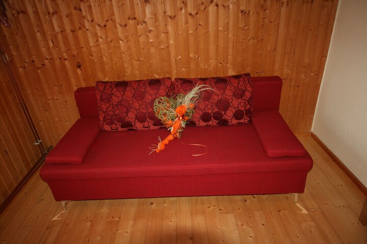 Room 32 of 89
