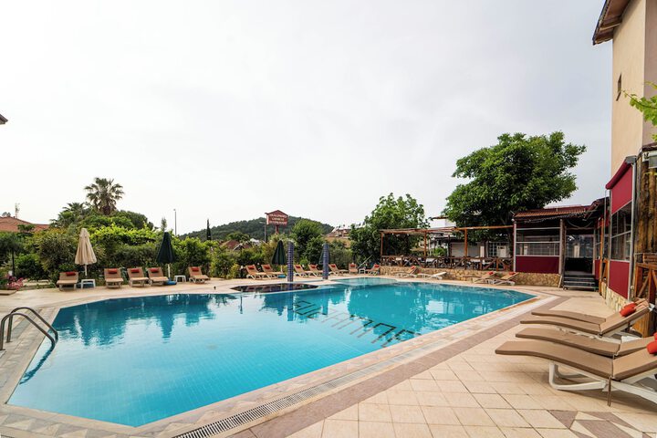 Pool 29 of 48