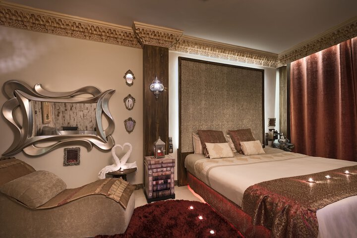 Room 6 of 55