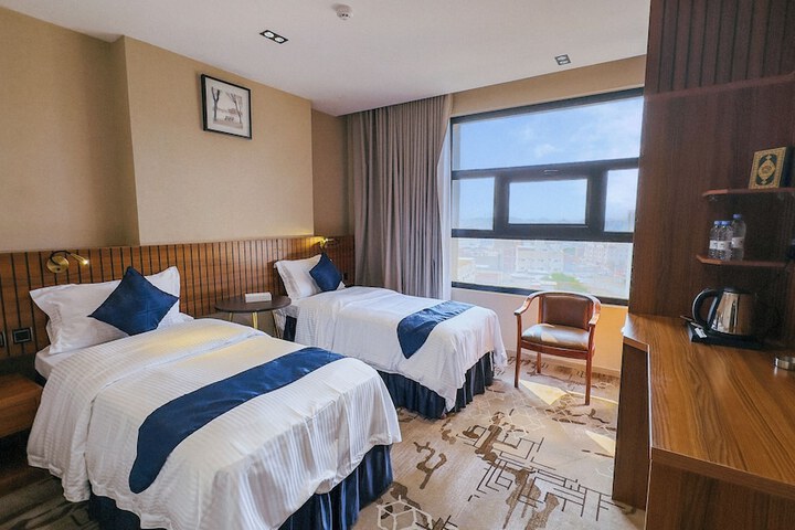 Room 7 of 20