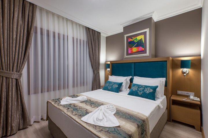 Room 12 of 75