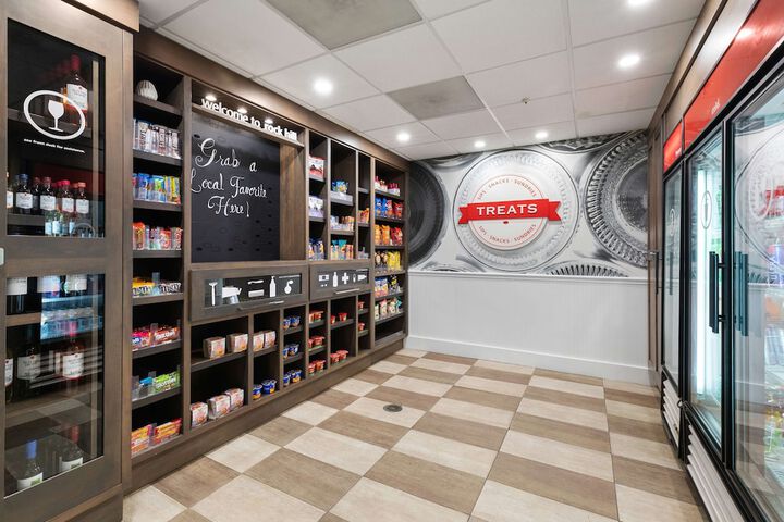 Snack bar