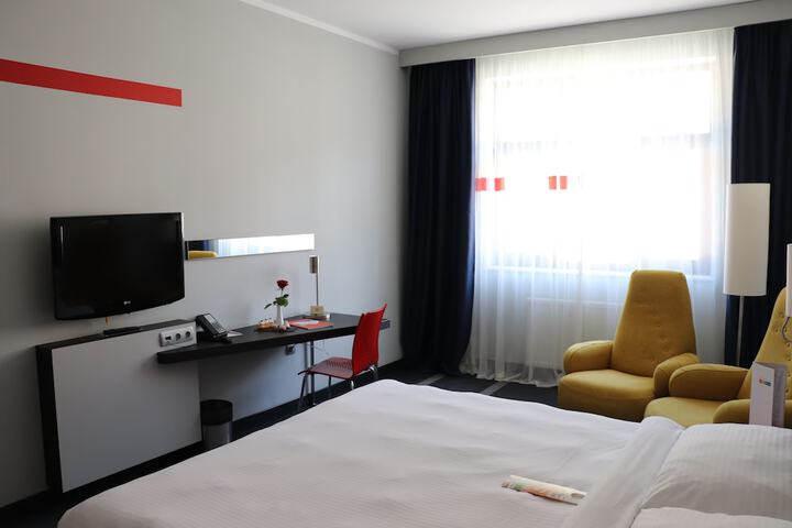 Room 46 of 140