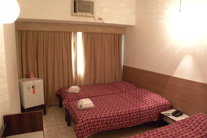 Room 8 of 45