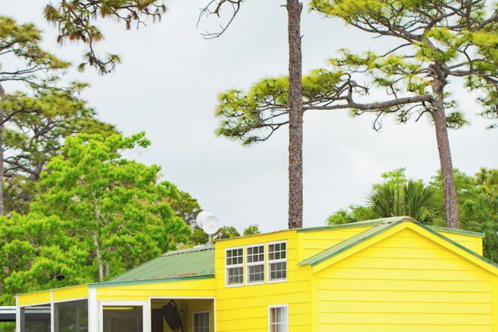 Hotel Exterior 96 of 96