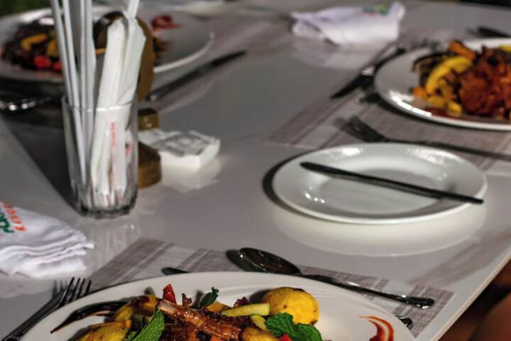 Dining 77 of 144