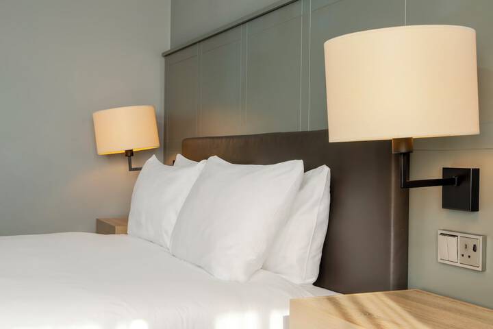 Room 45 of 105