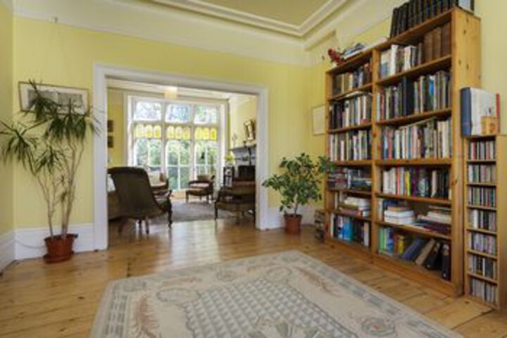 Room 20 of 25