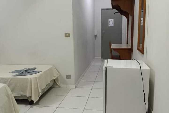 Room 20 of 34
