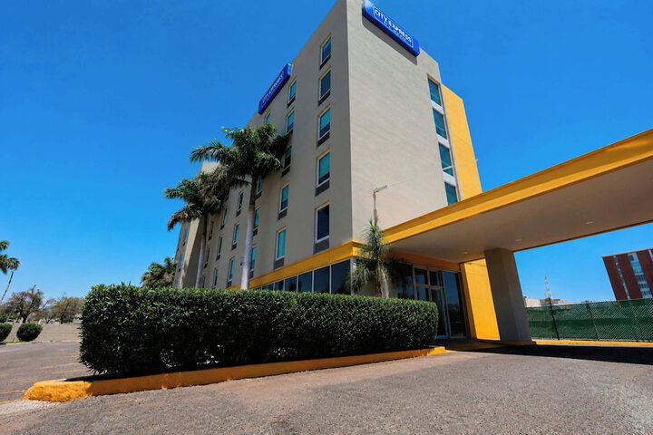 Hotel 53 of 57