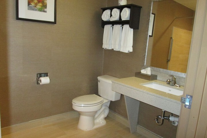 Room 14 of 81