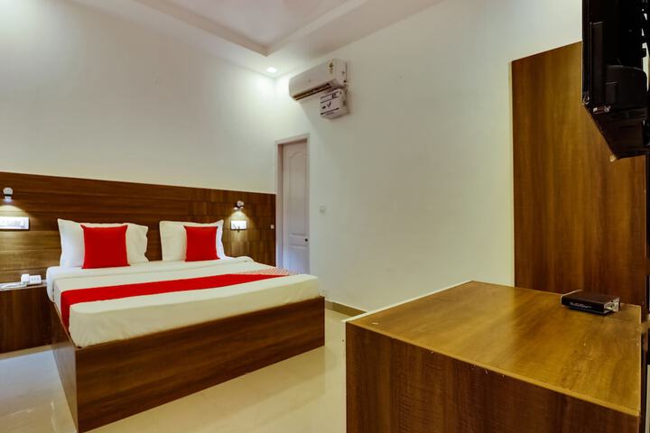 Room 10 of 21