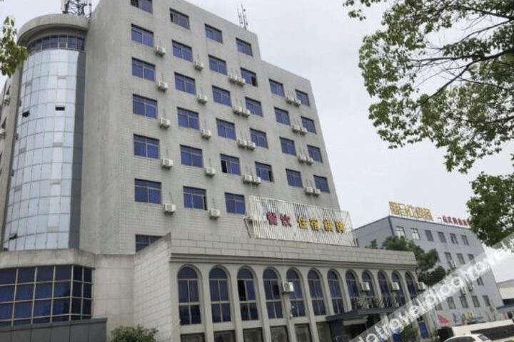 Hunting Horse Hotel