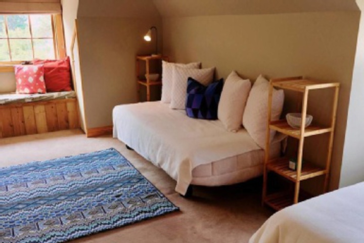 Room 83 of 108