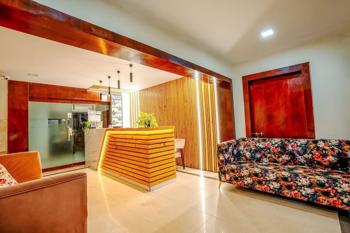 Hotel Interior 4 of 13