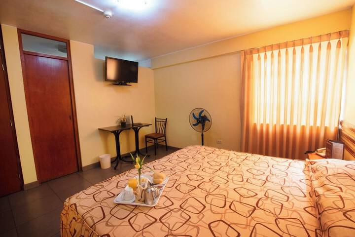 Room 5 of 20