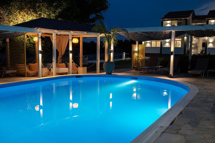 Pool 38 of 66