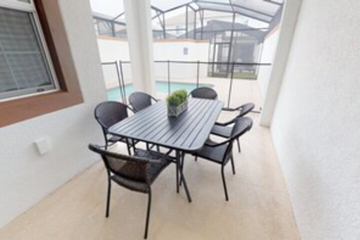 Terrace/Patio 2 of 37