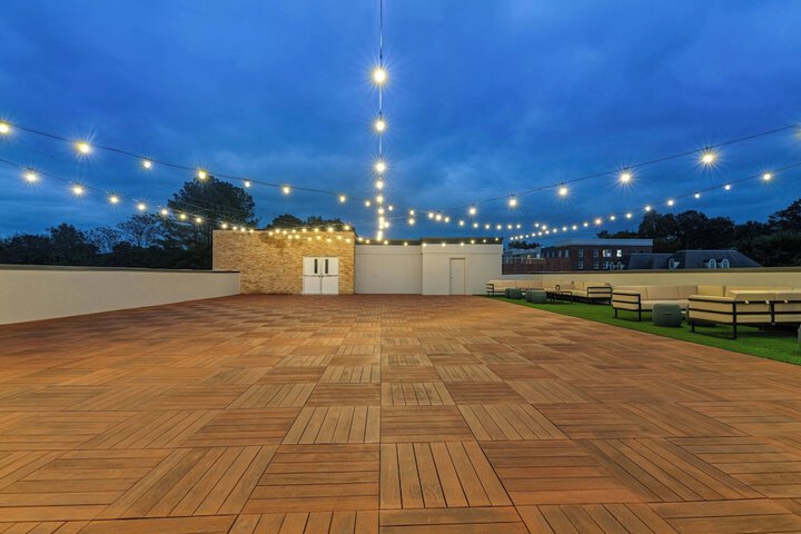 Ballroom/Hall 64 of 73