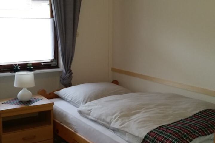 Room 6 of 31