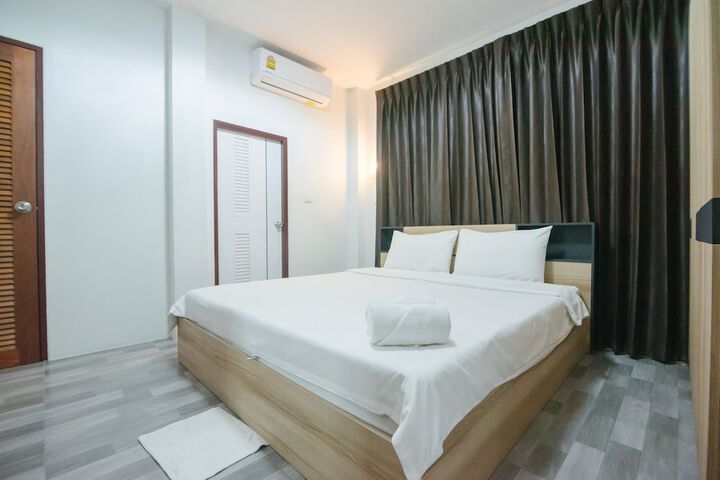Room 36 of 104