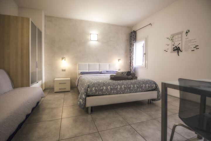 Room 18 of 141