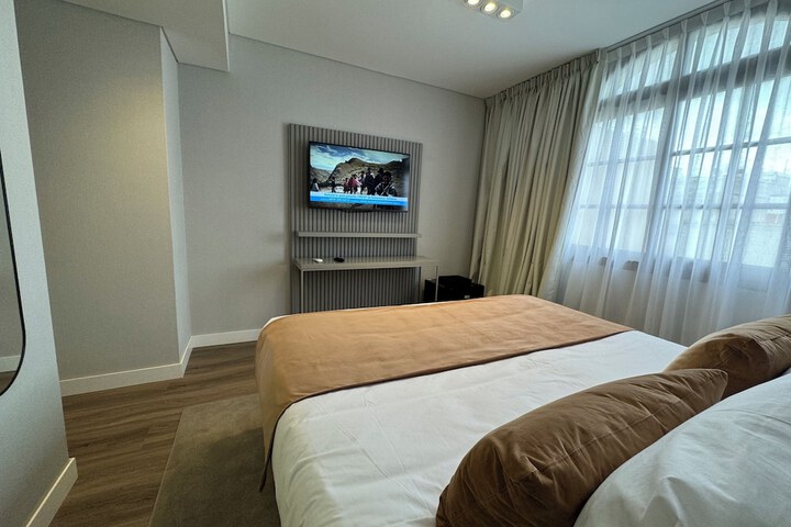 Room 58 of 99