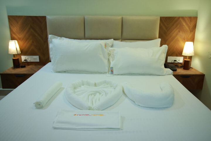 Room 9 of 22