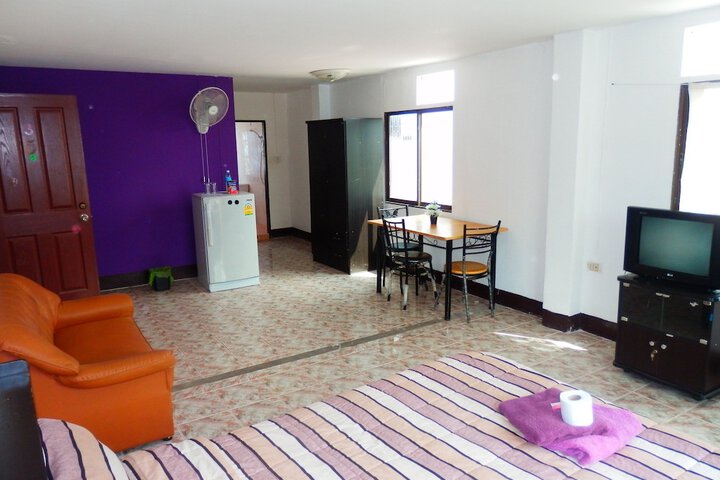 Room 5 of 29