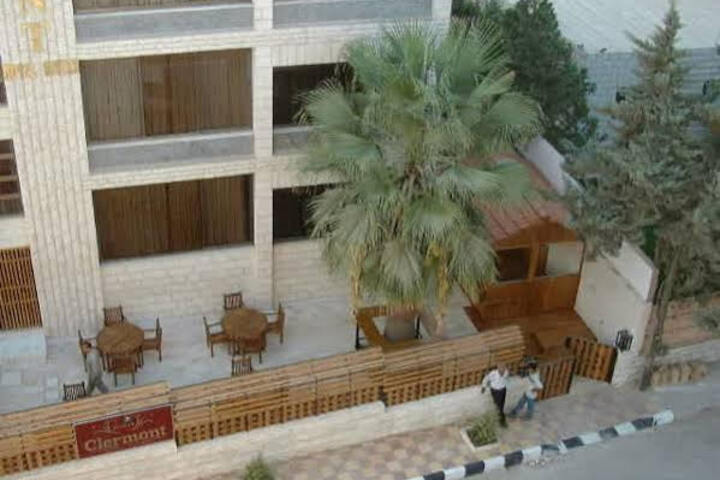 Hotel 5 of 9