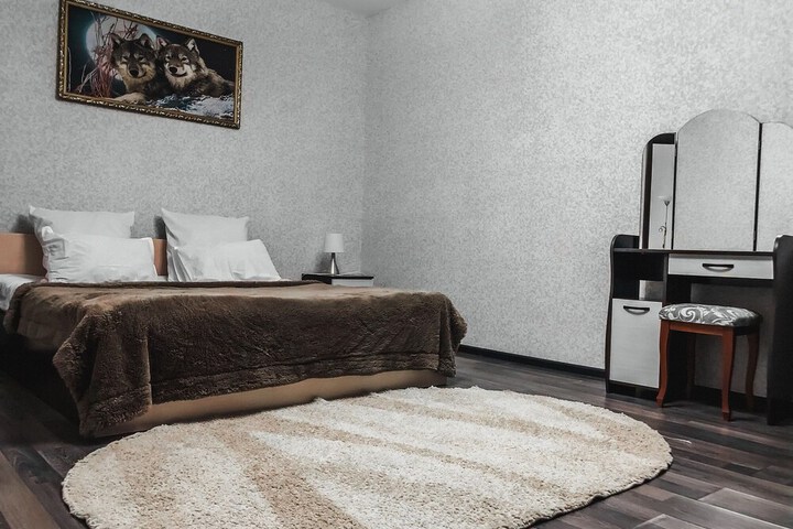 Room 5 of 62
