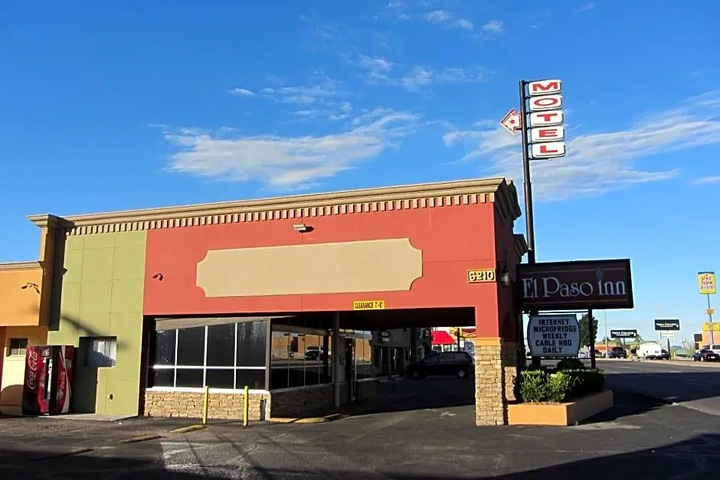 Exterior of El Paso Inn
