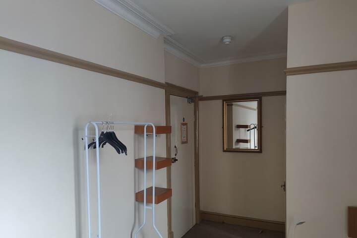 Room 10 of 49