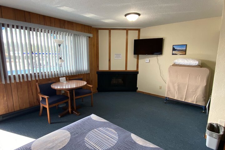 Room 12 of 41