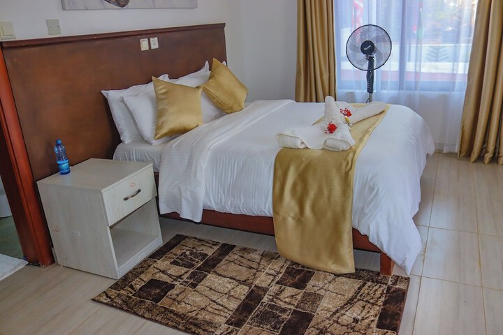 Room 5 of 57