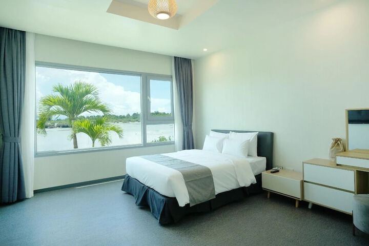Room 12 of 88