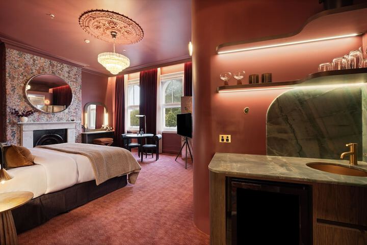 Room 29 of 125