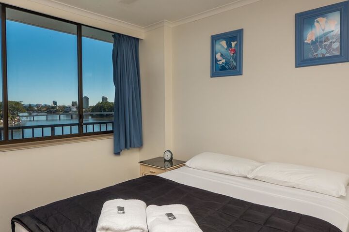 Room 5 of 30