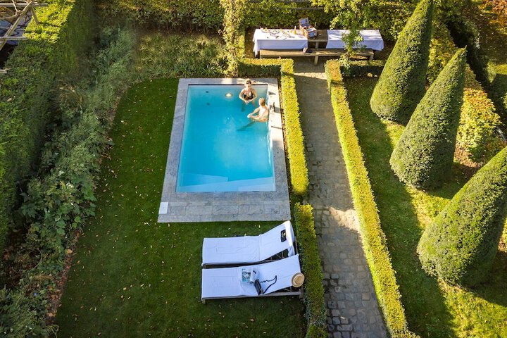 Pool 160 of 214
