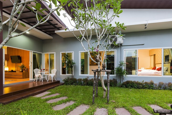 Terrace/Patio 24 of 43